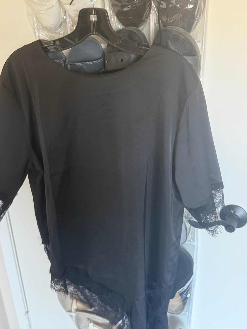 Black Lace-Trim Women's Top - Classic Elegant Style
